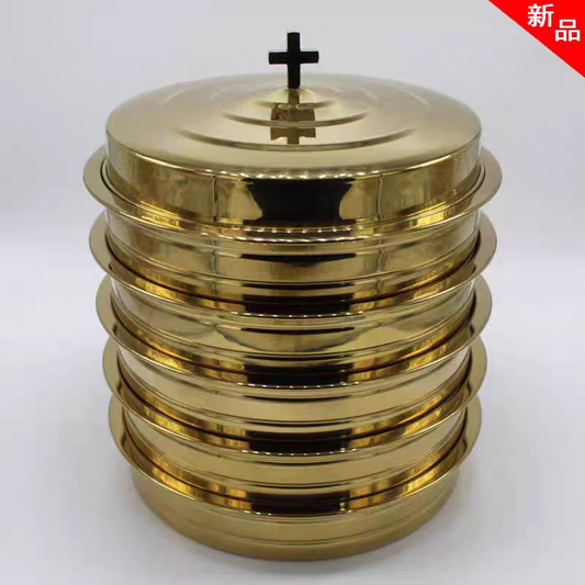 Elegant Communion Set in Gold and Sliver